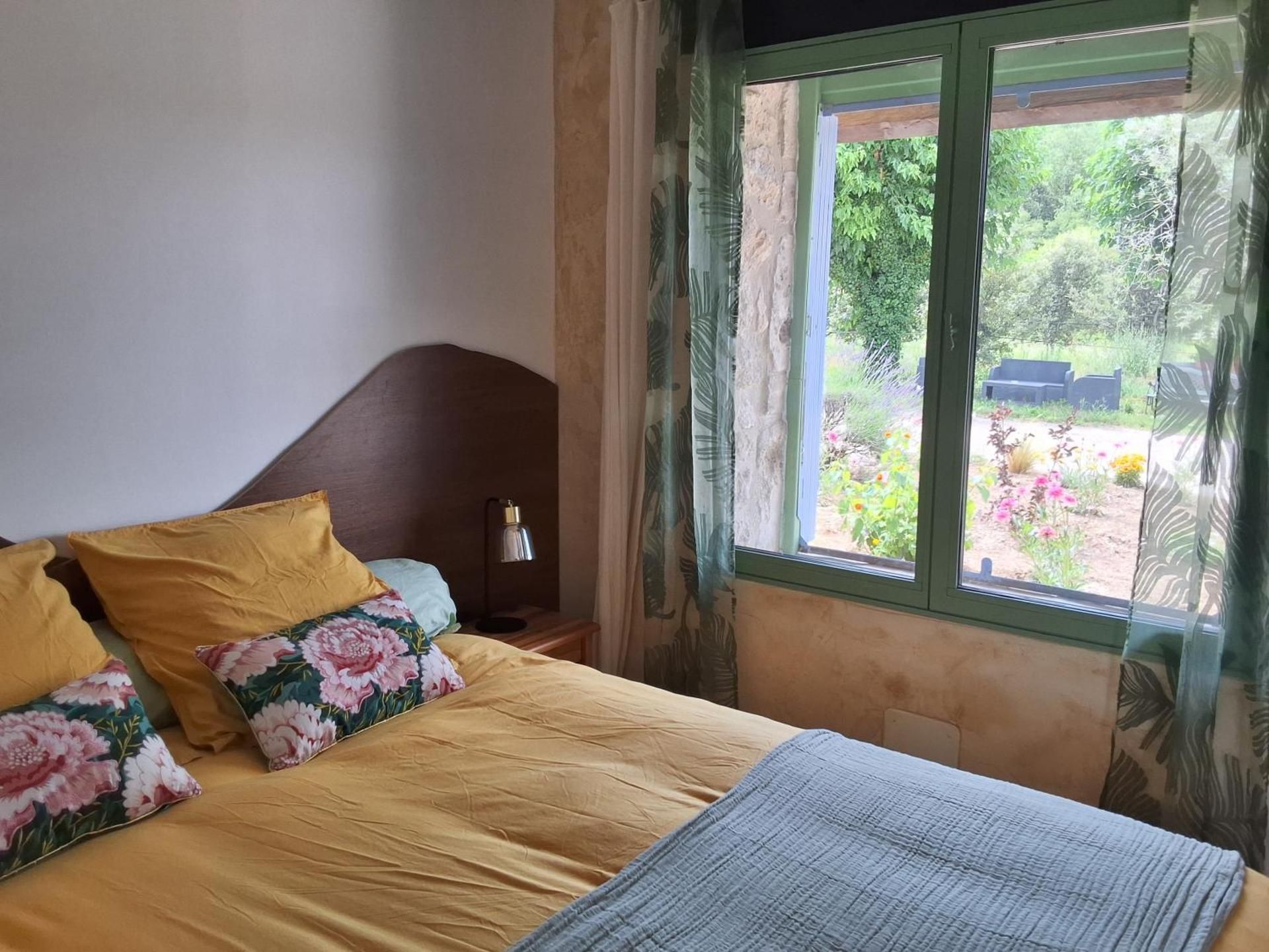 Triple Room with Garden View
