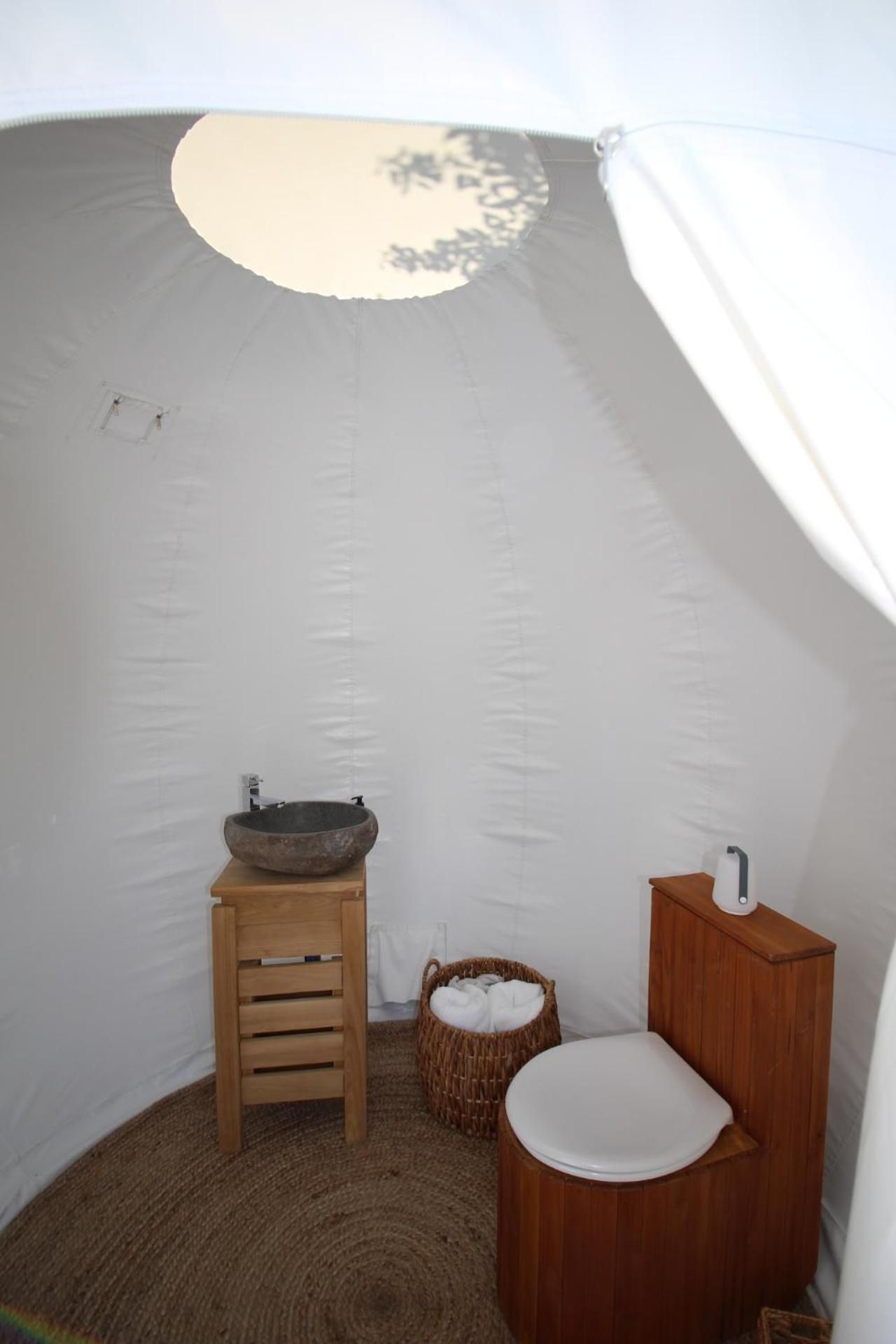 Bubble Room with Terrace