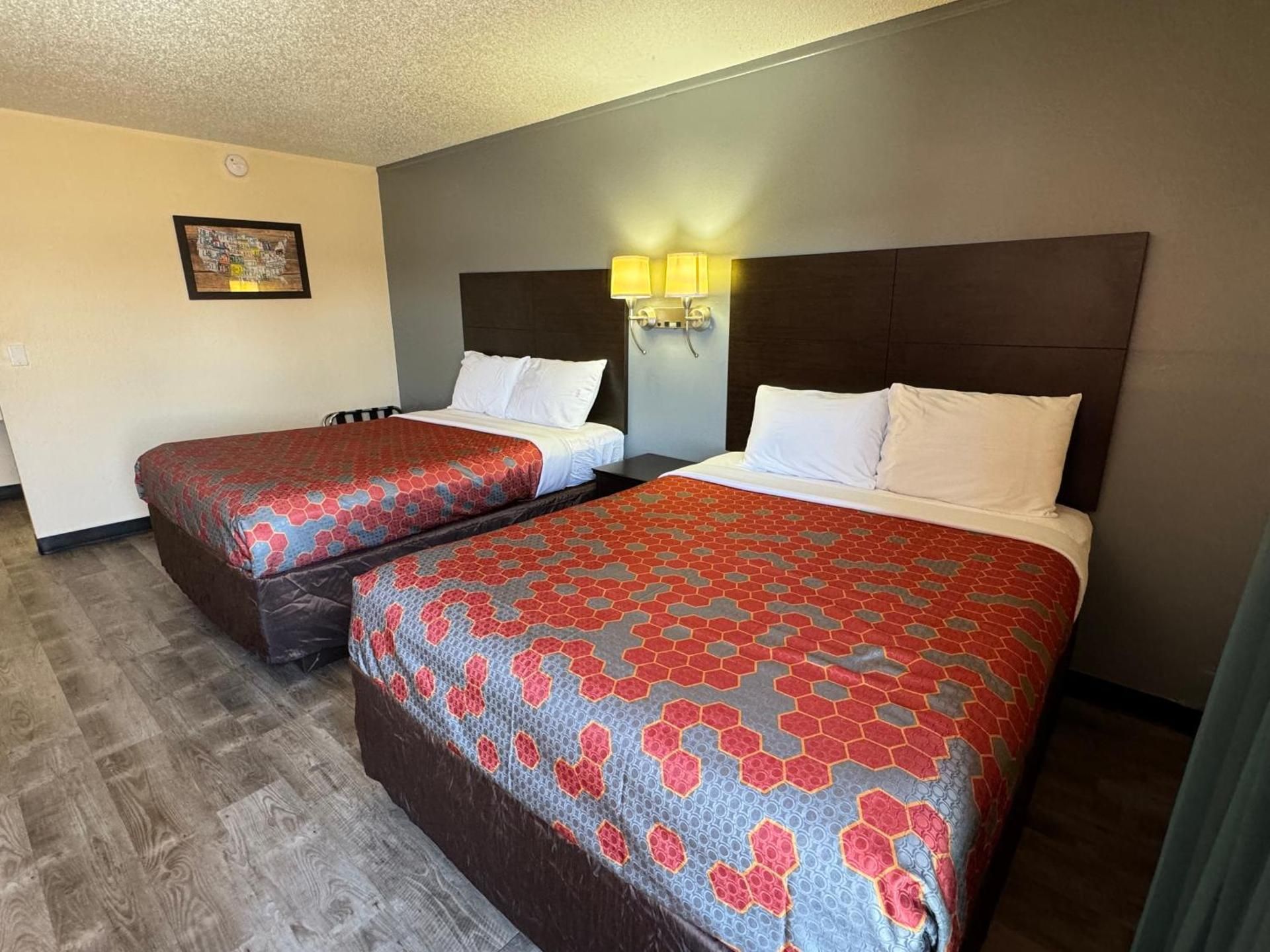Quadruple Room with Two Queen Beds - Disability Access/Non Smoking