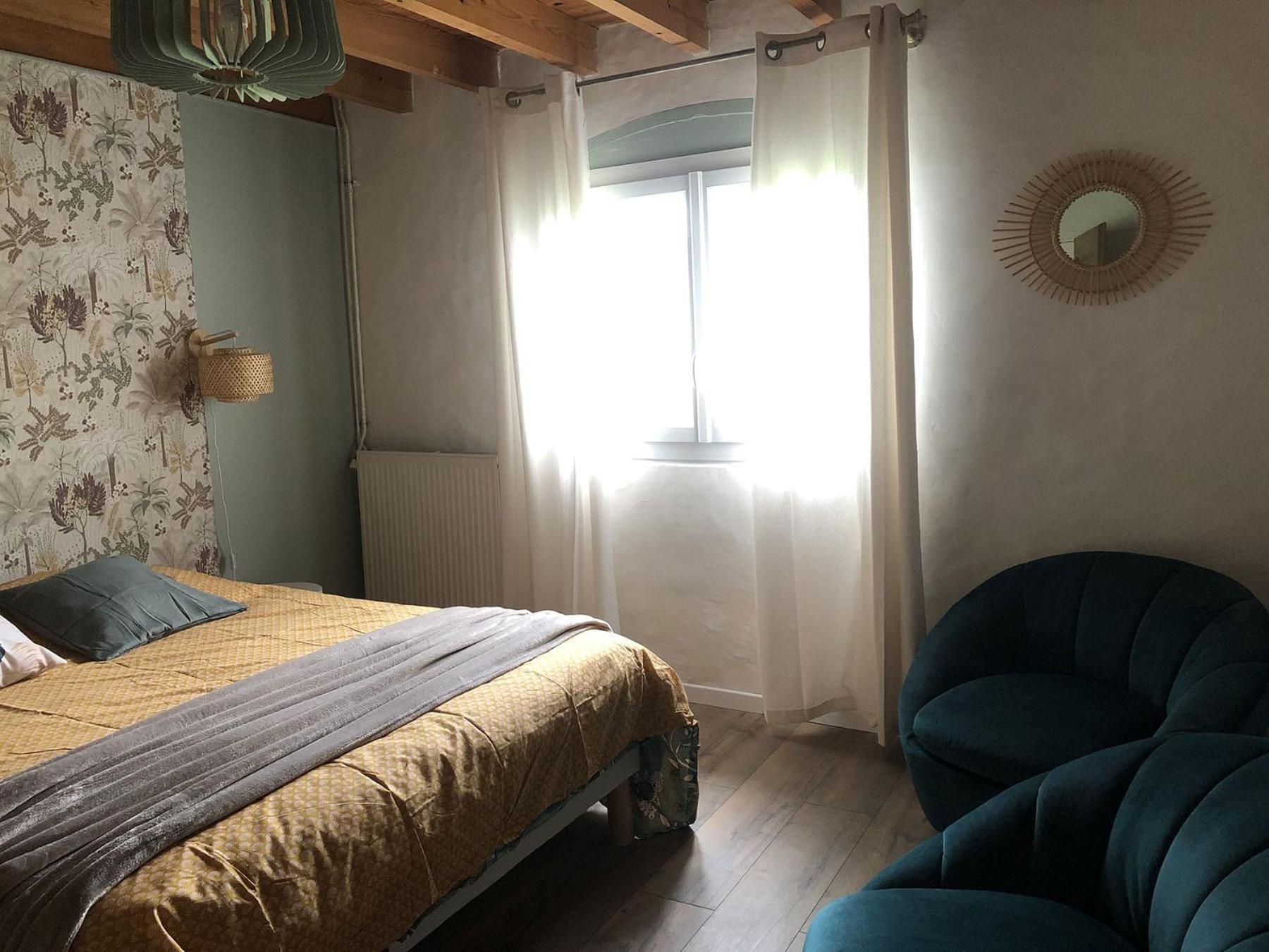Queen Room with Garden View