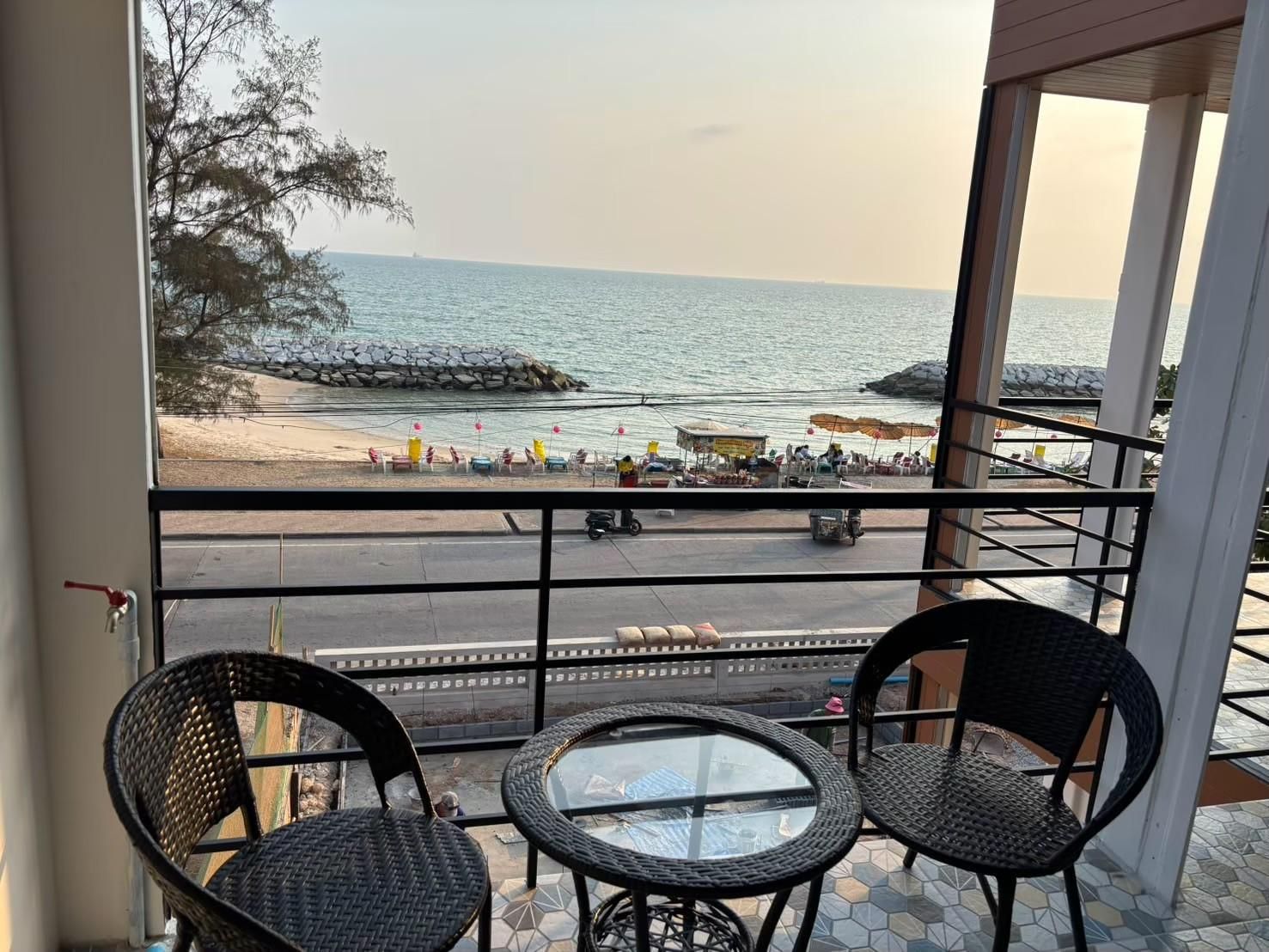 Sea View Beachfront King Room