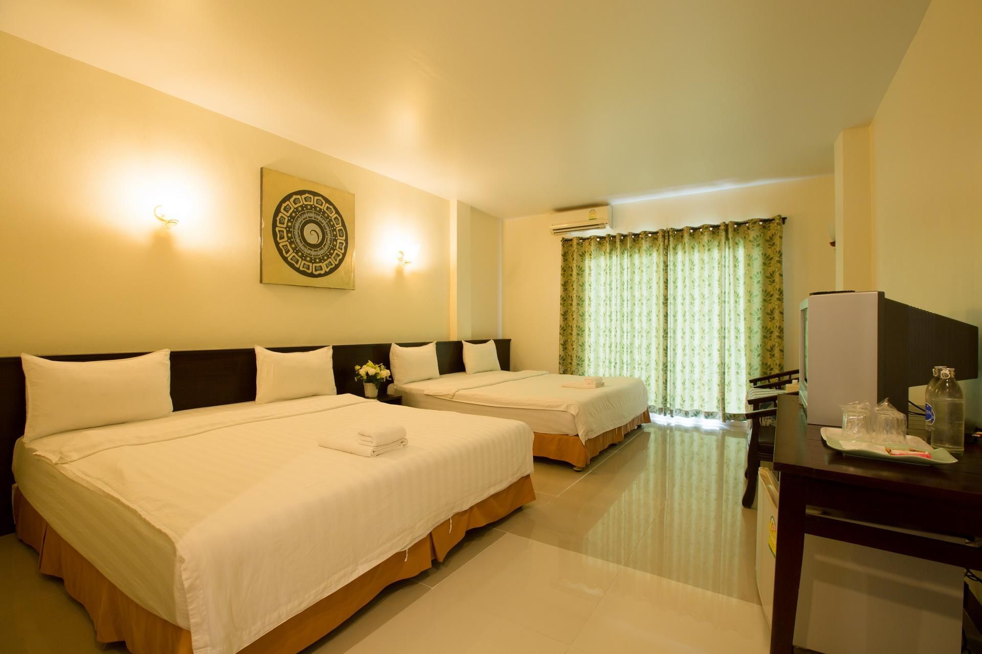 Kiang Talay Resort Superior Room 2