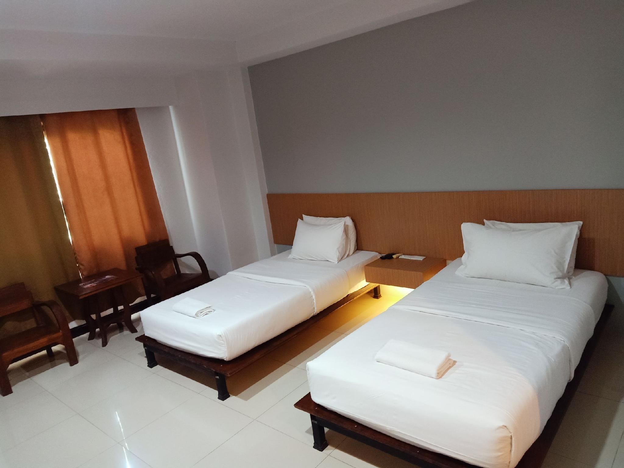 The Square Rayong Twin Room 2