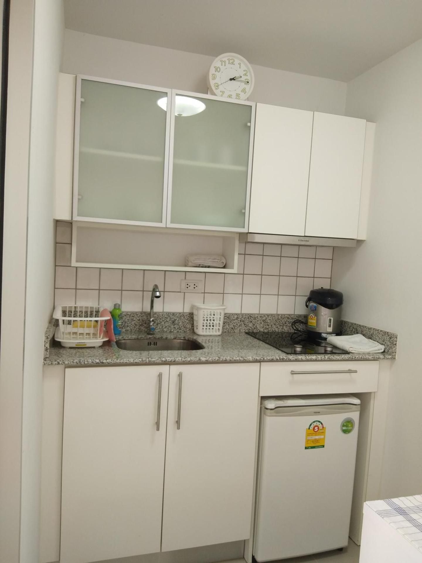 Studio Apartment with Sea View