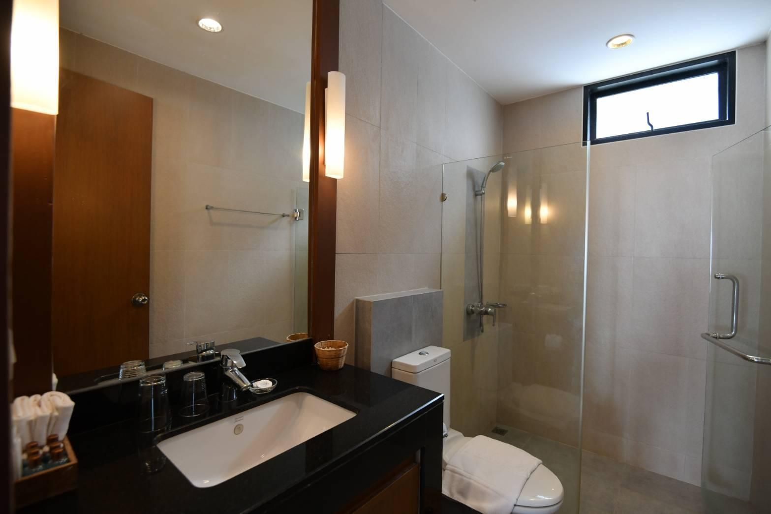 The Oriental Beach Pool Villa and Village Village Suite