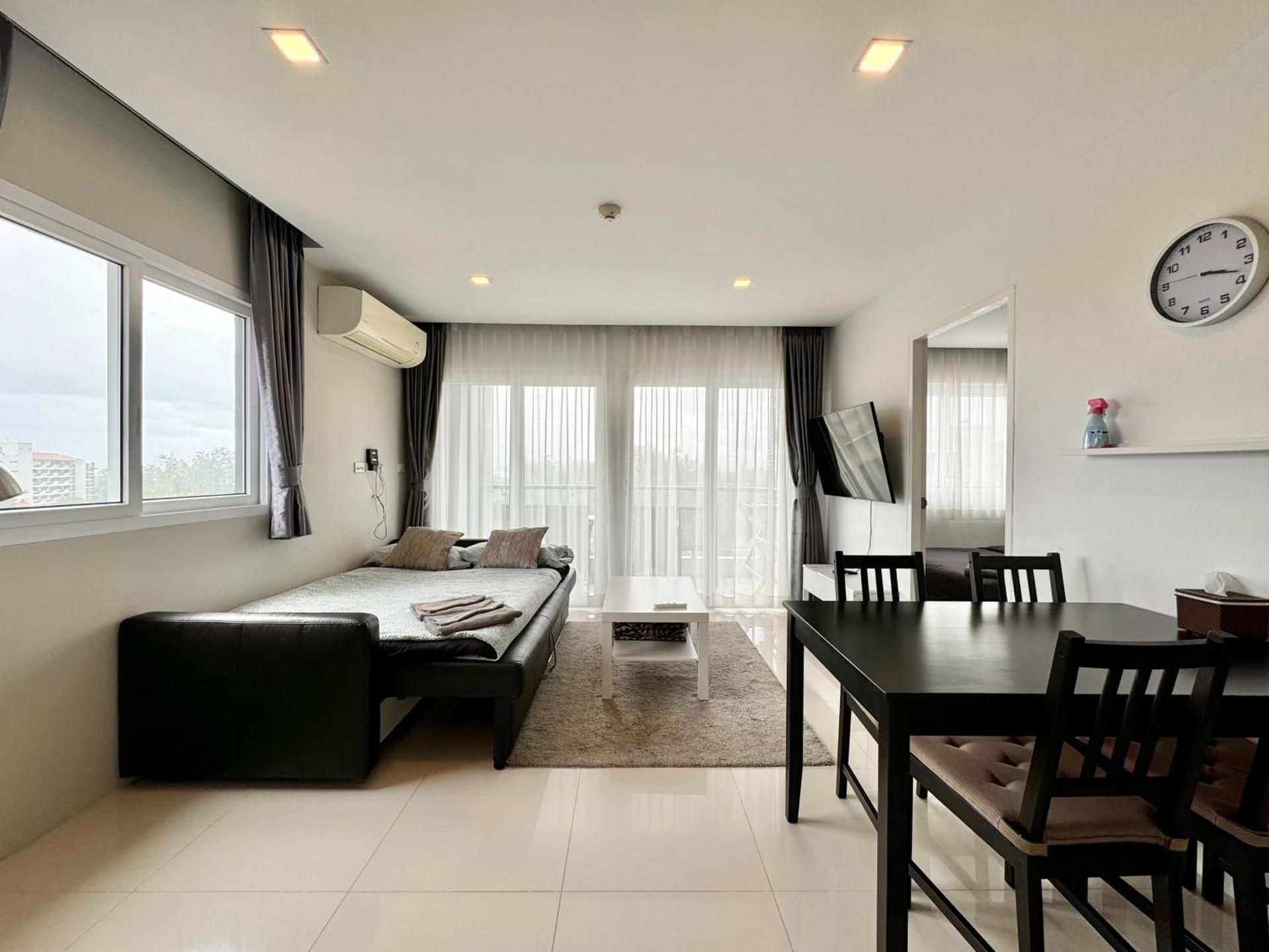 Family Room with Side Sea View