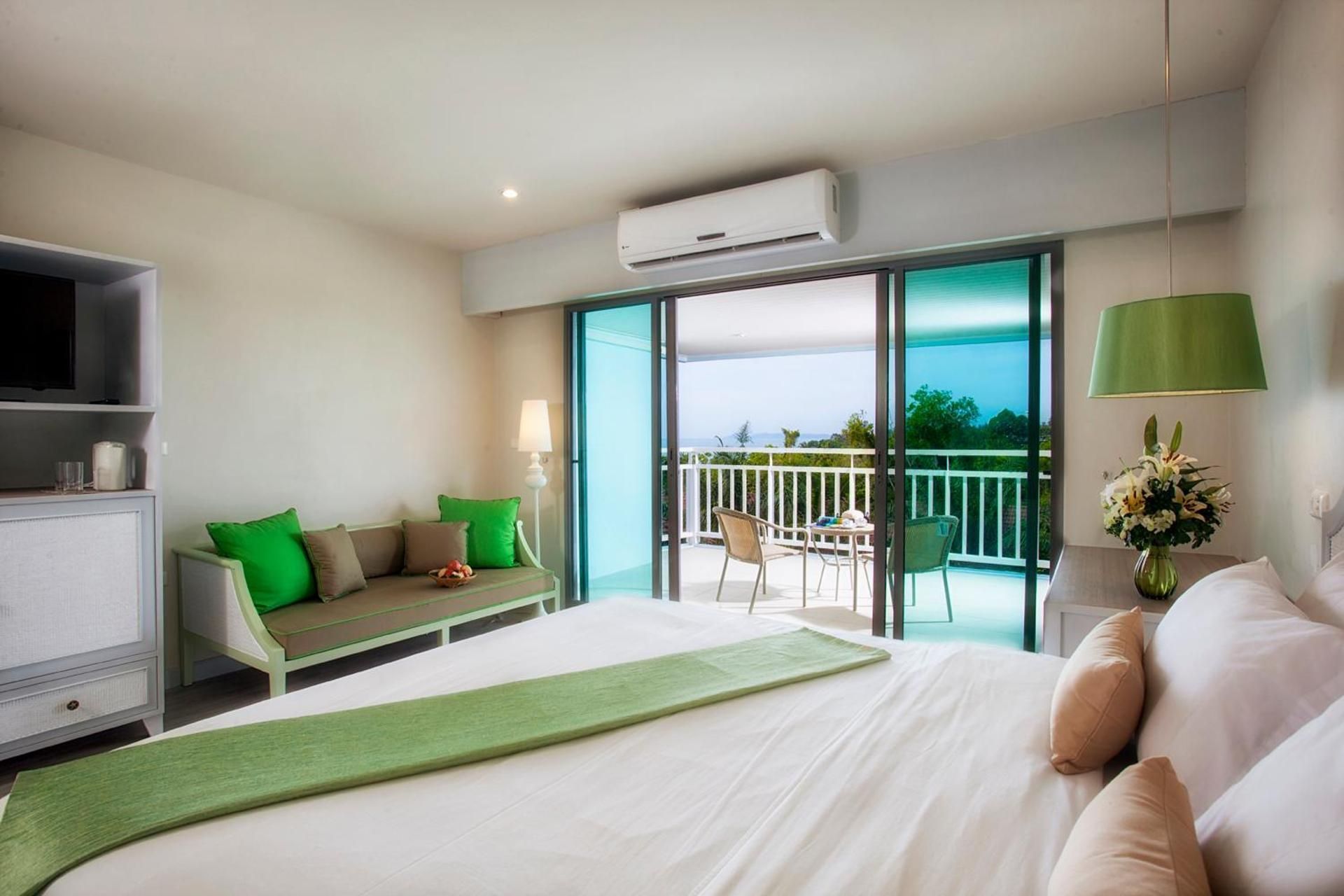 Deluxe Sea View Room