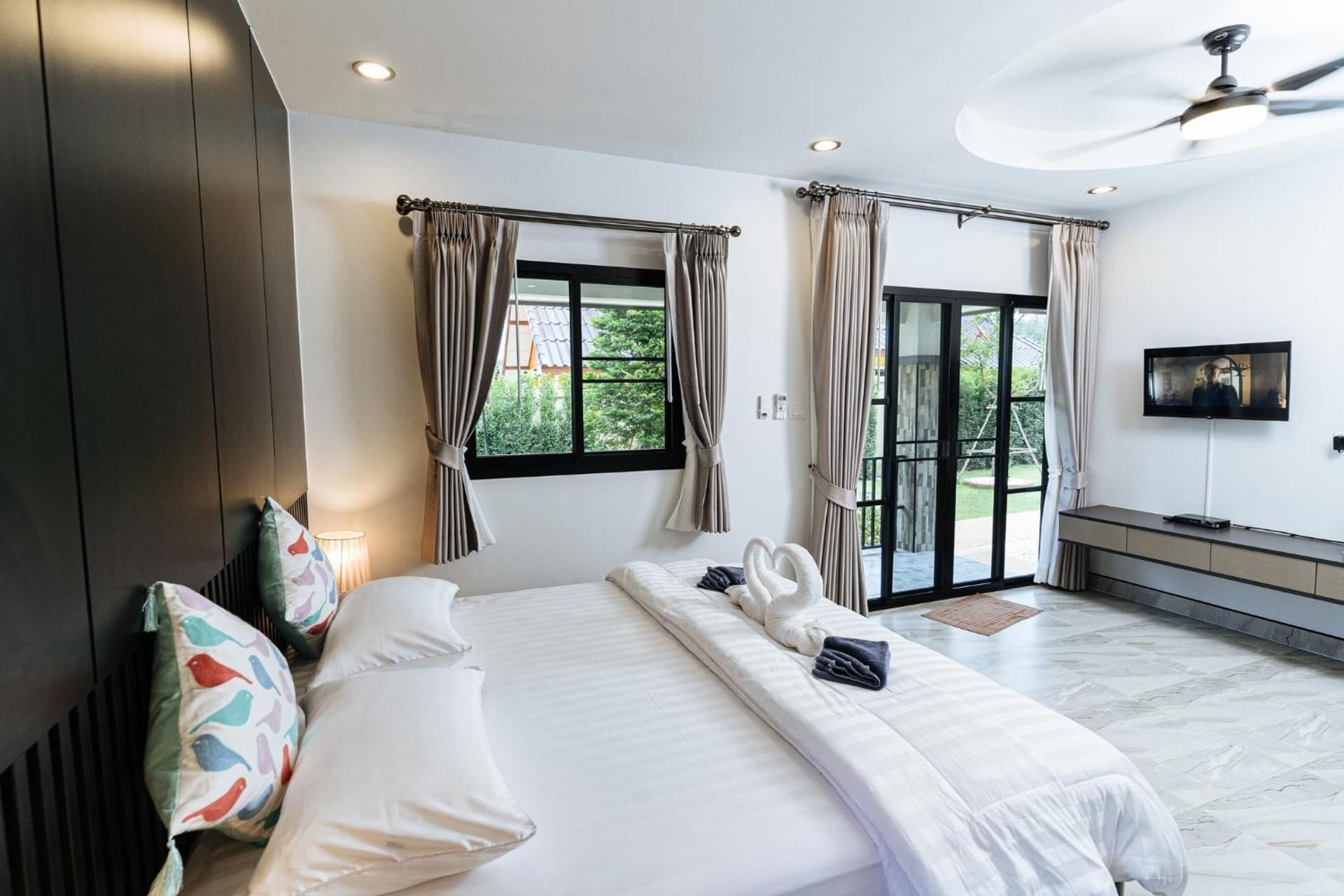Garden View Villa