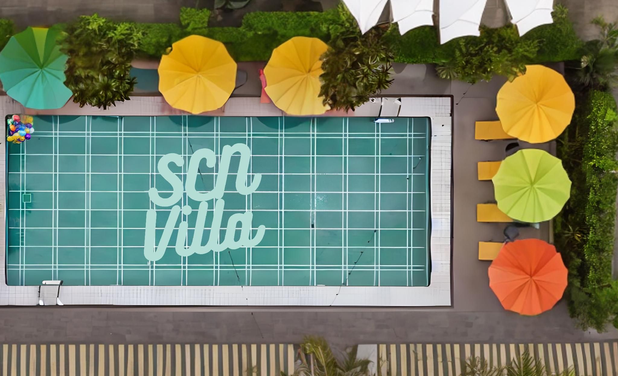 swimming pool [outdoor]