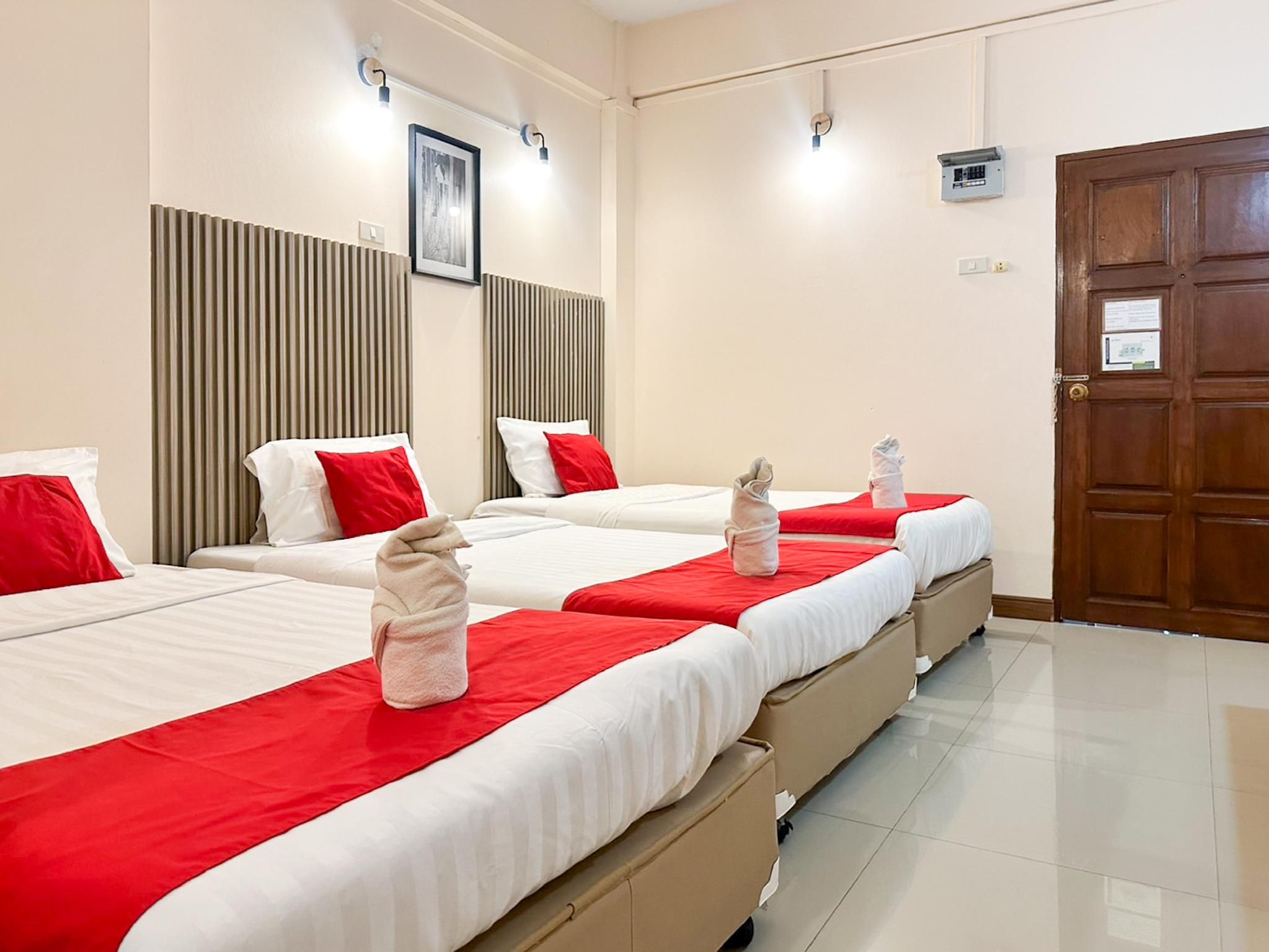 Triple Room