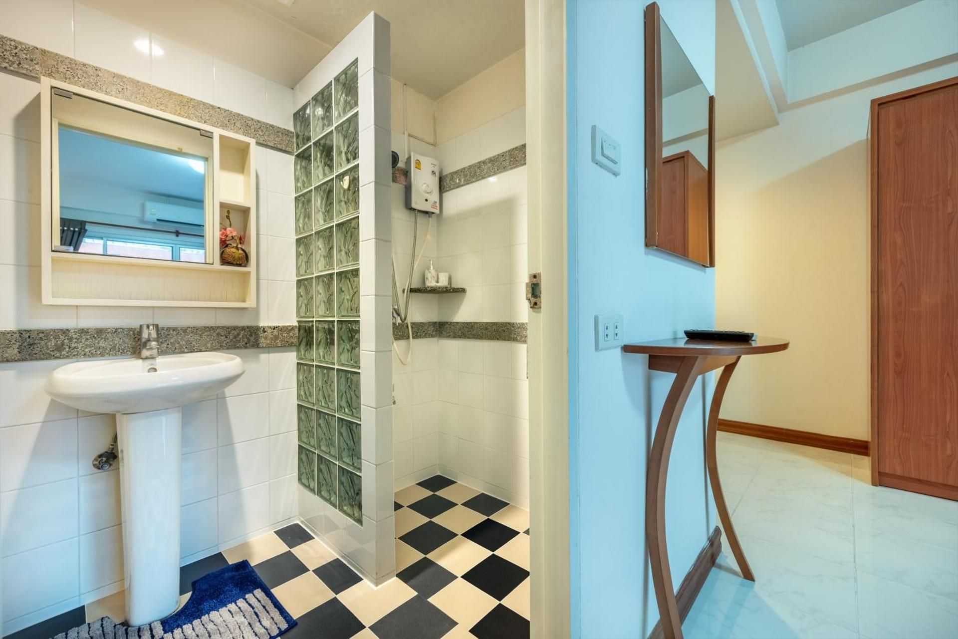 1 Bedroom Superior