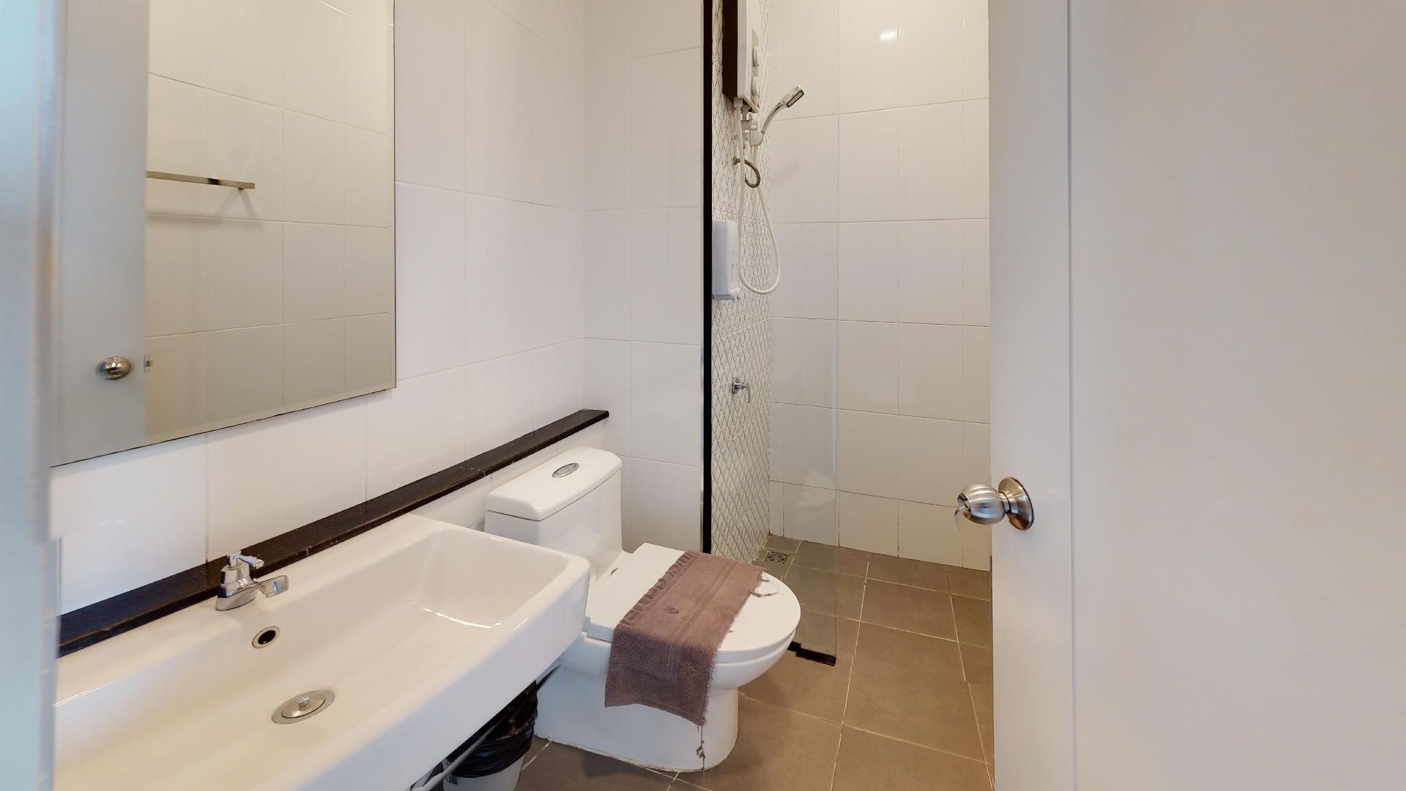 Fun Hotel Standard Double 3