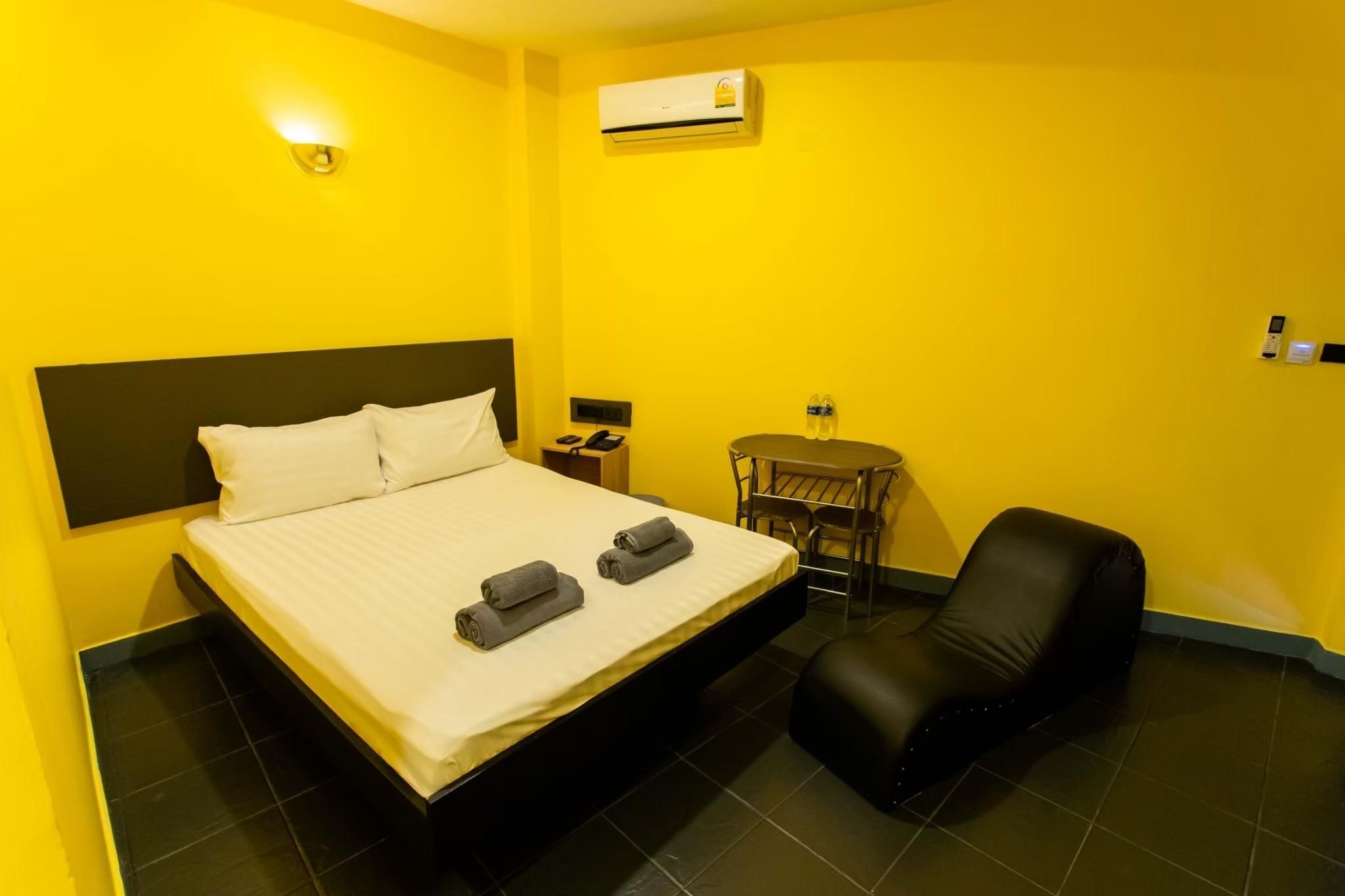 S3 Rayong Hotel Double Economy 2