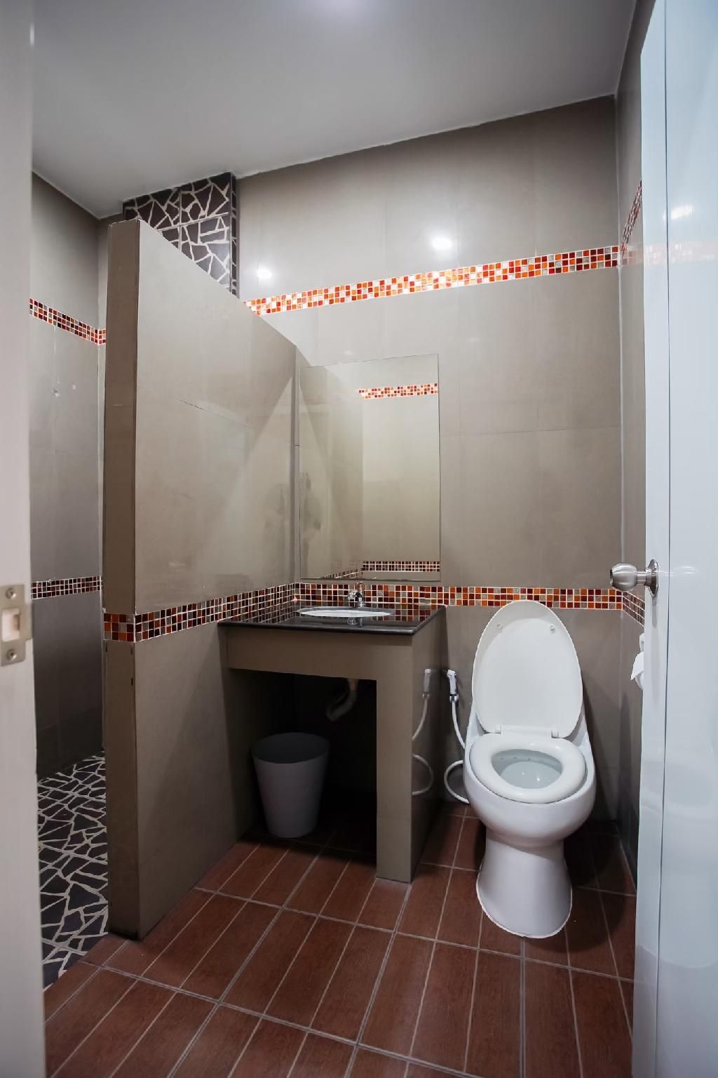 S3 Rayong Hotel Standard Room 3