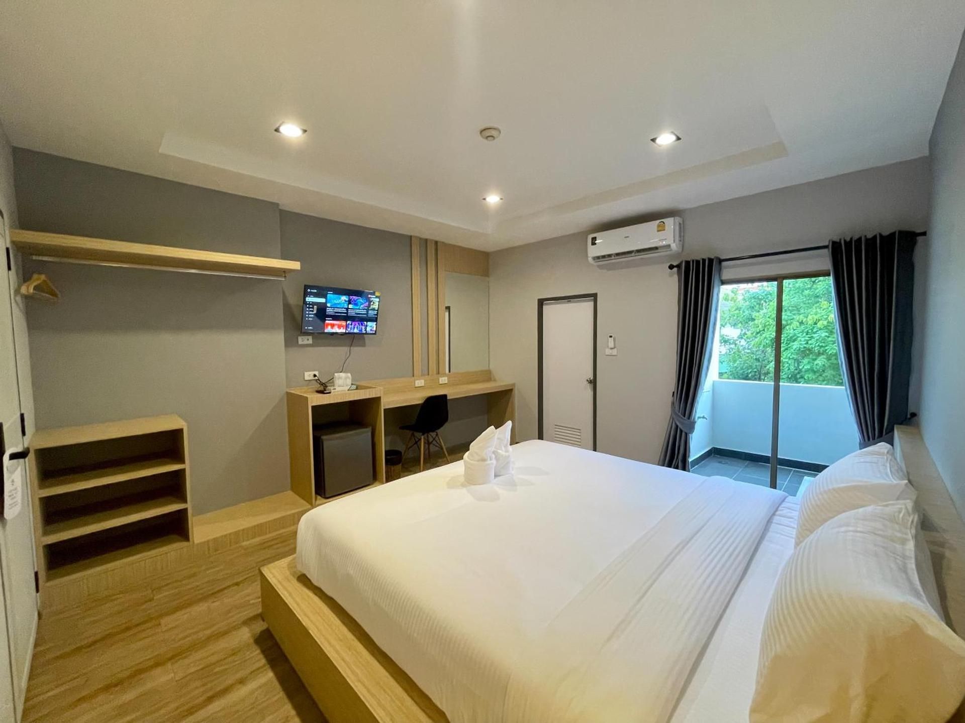 King Room with Balcony