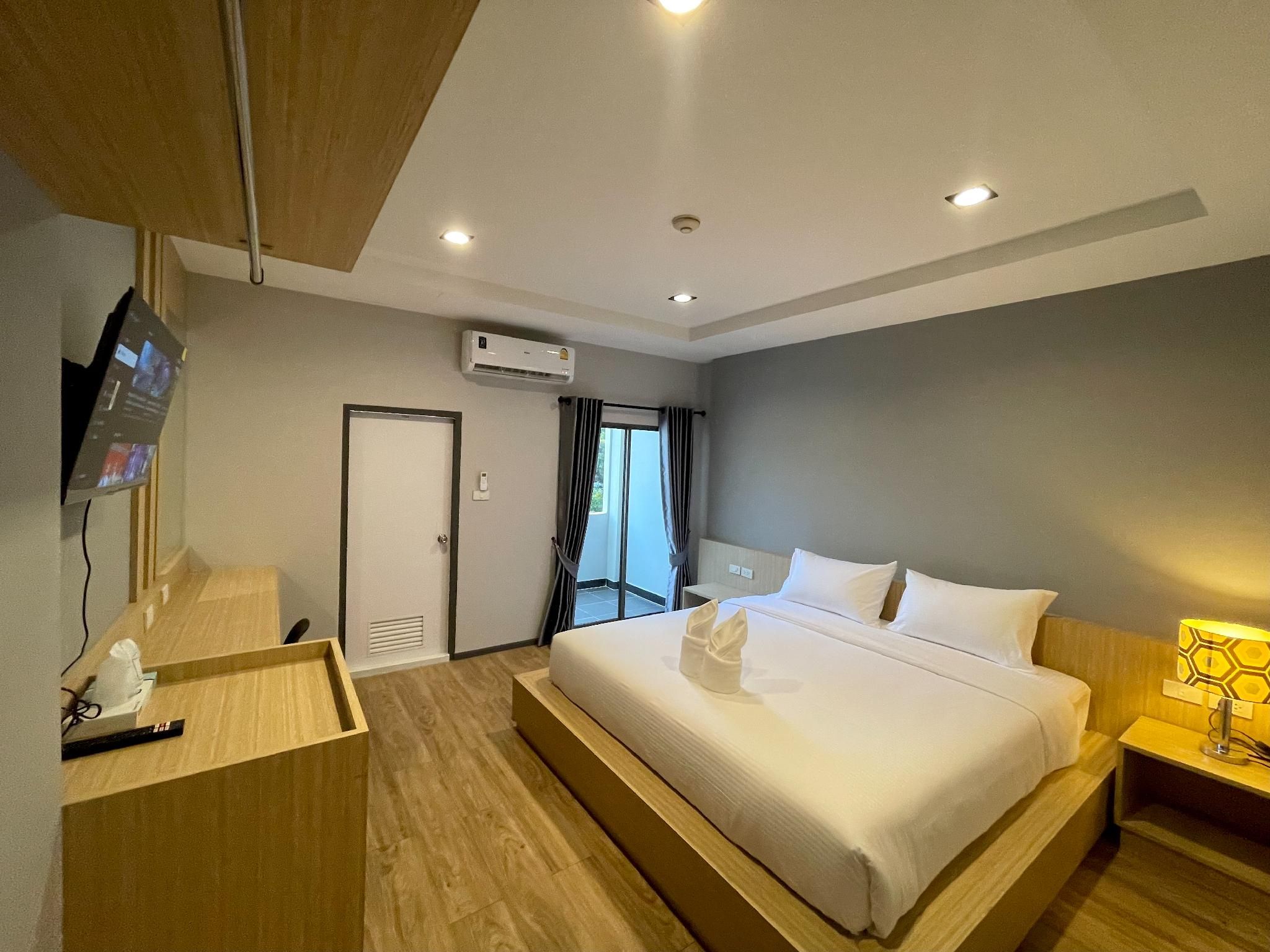 King Room with Balcony