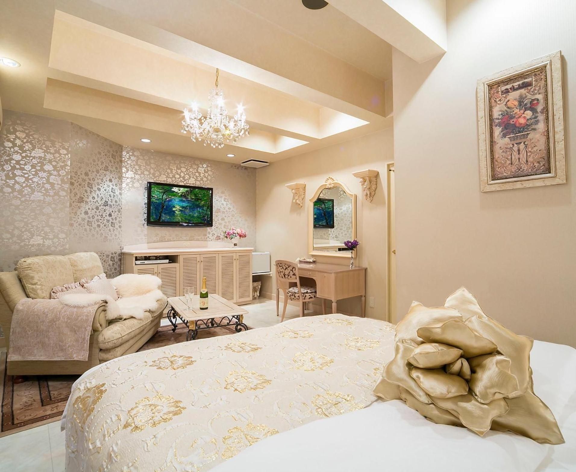 Queen Room