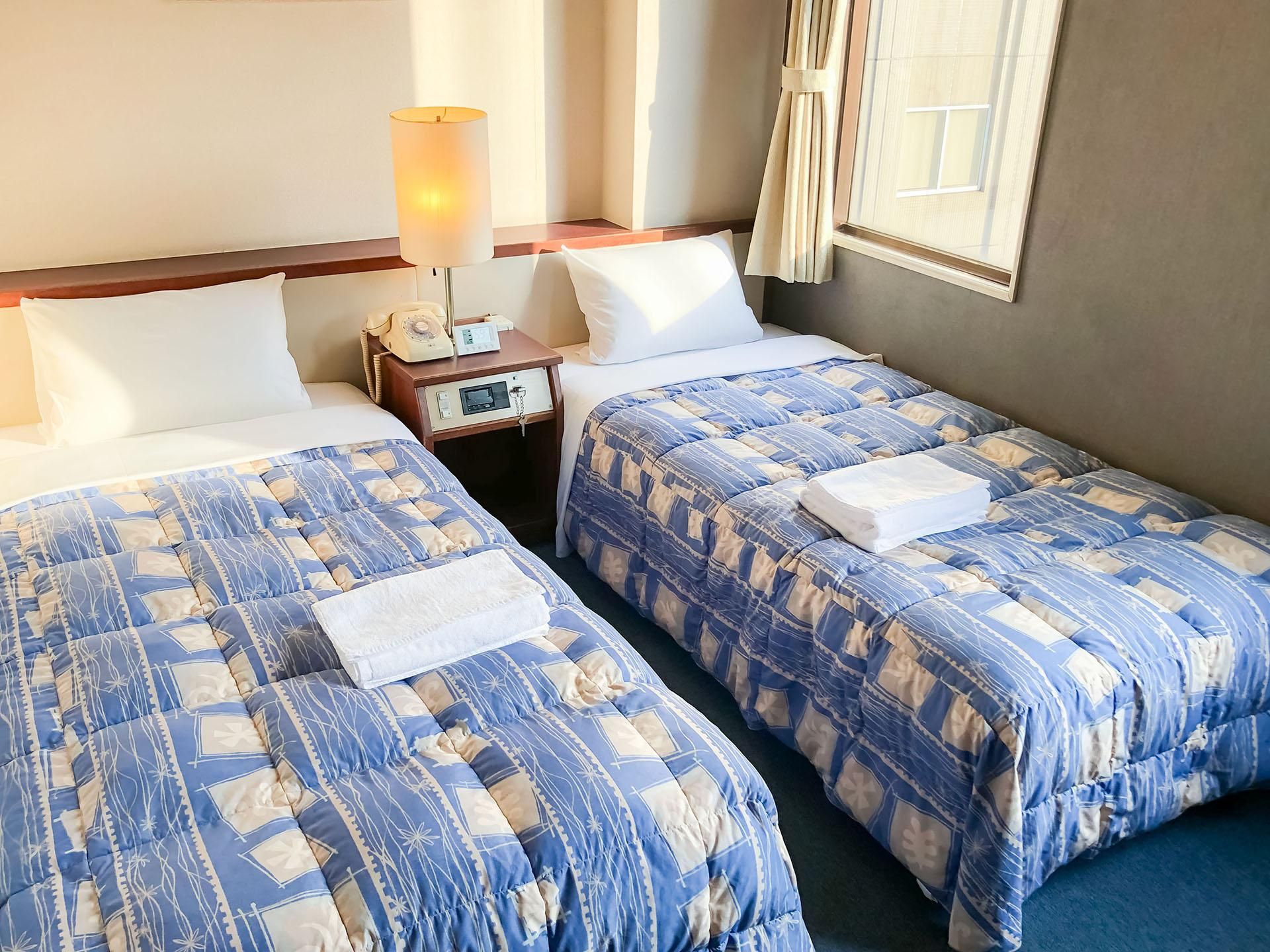 Twin Room with Shared Bathroom