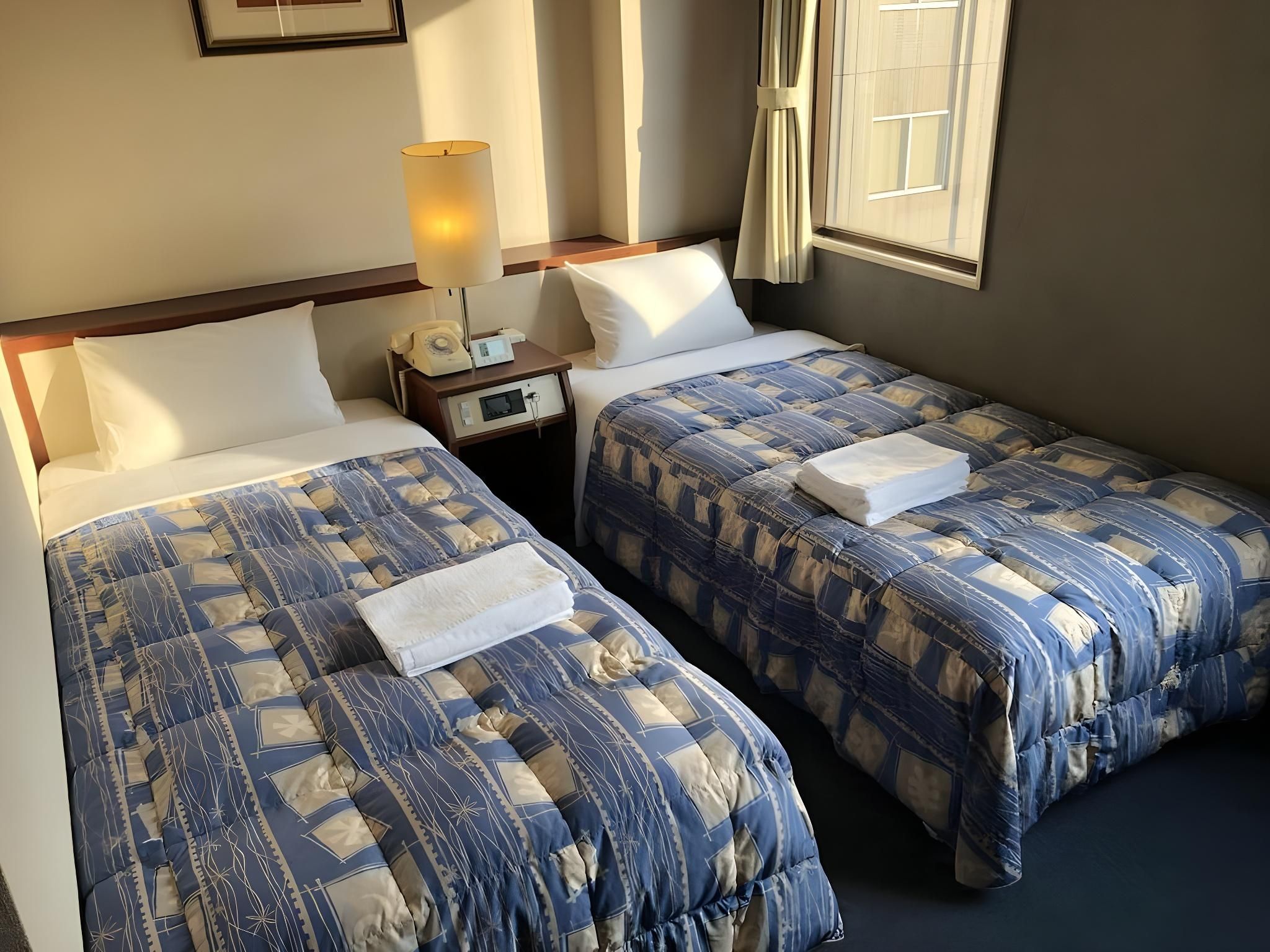 Twin Room - Non-Smoking