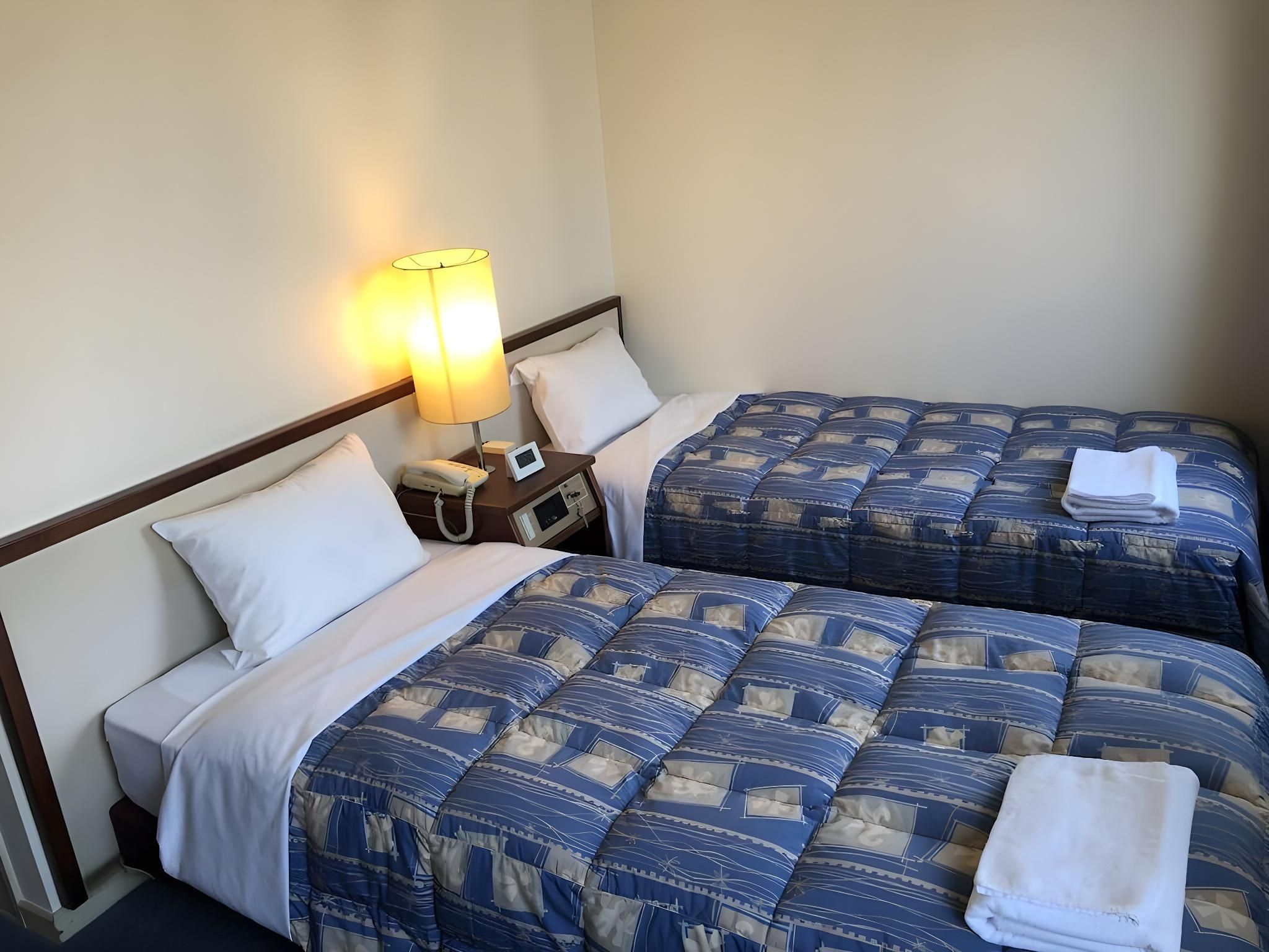 Twin Room with Shared Bathroom
