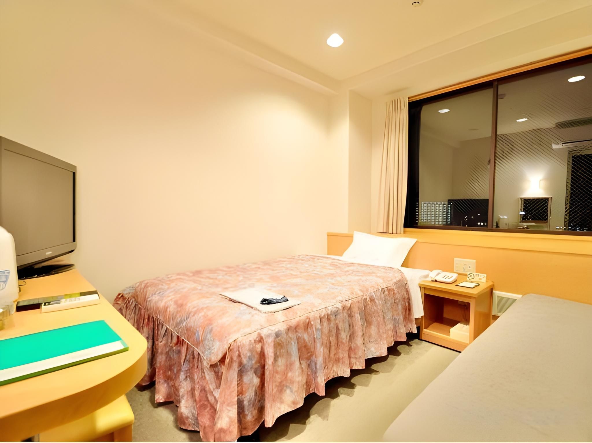 Single Room S - Smoking