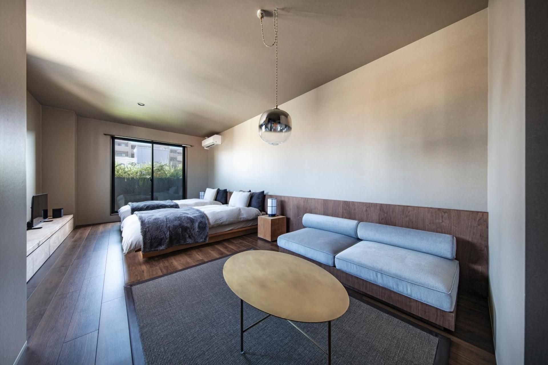 One-Bedroom Apartment