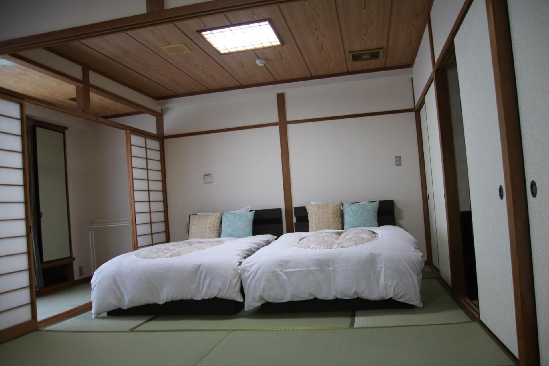 Large Twin Room
