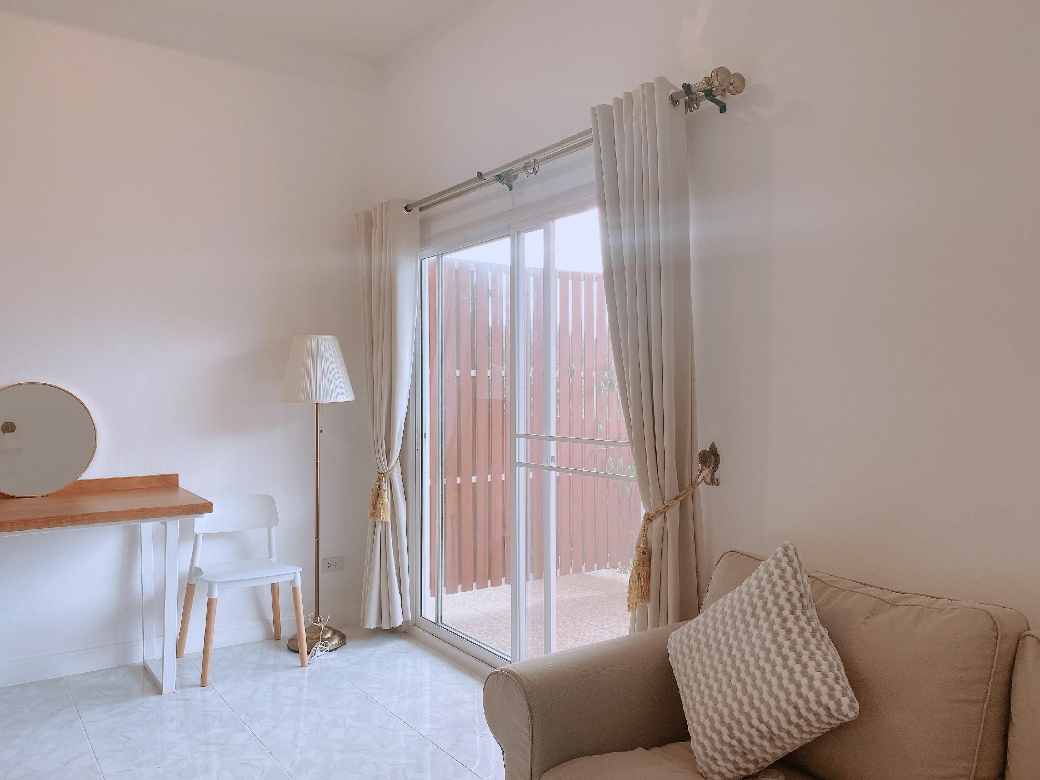 Palm Park Hotel Deluxe Balcony 3