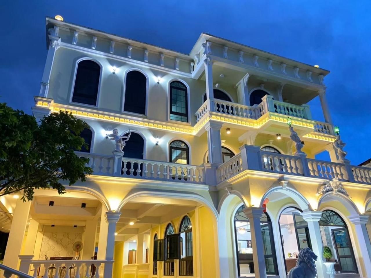 Daddy Dream Hotel & Residence