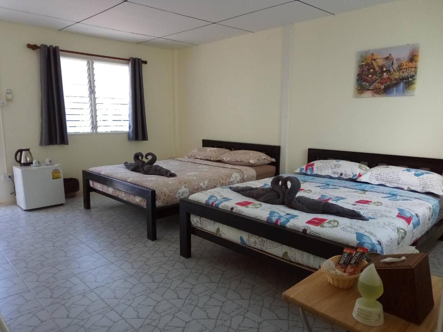 Queen Room with Pool View