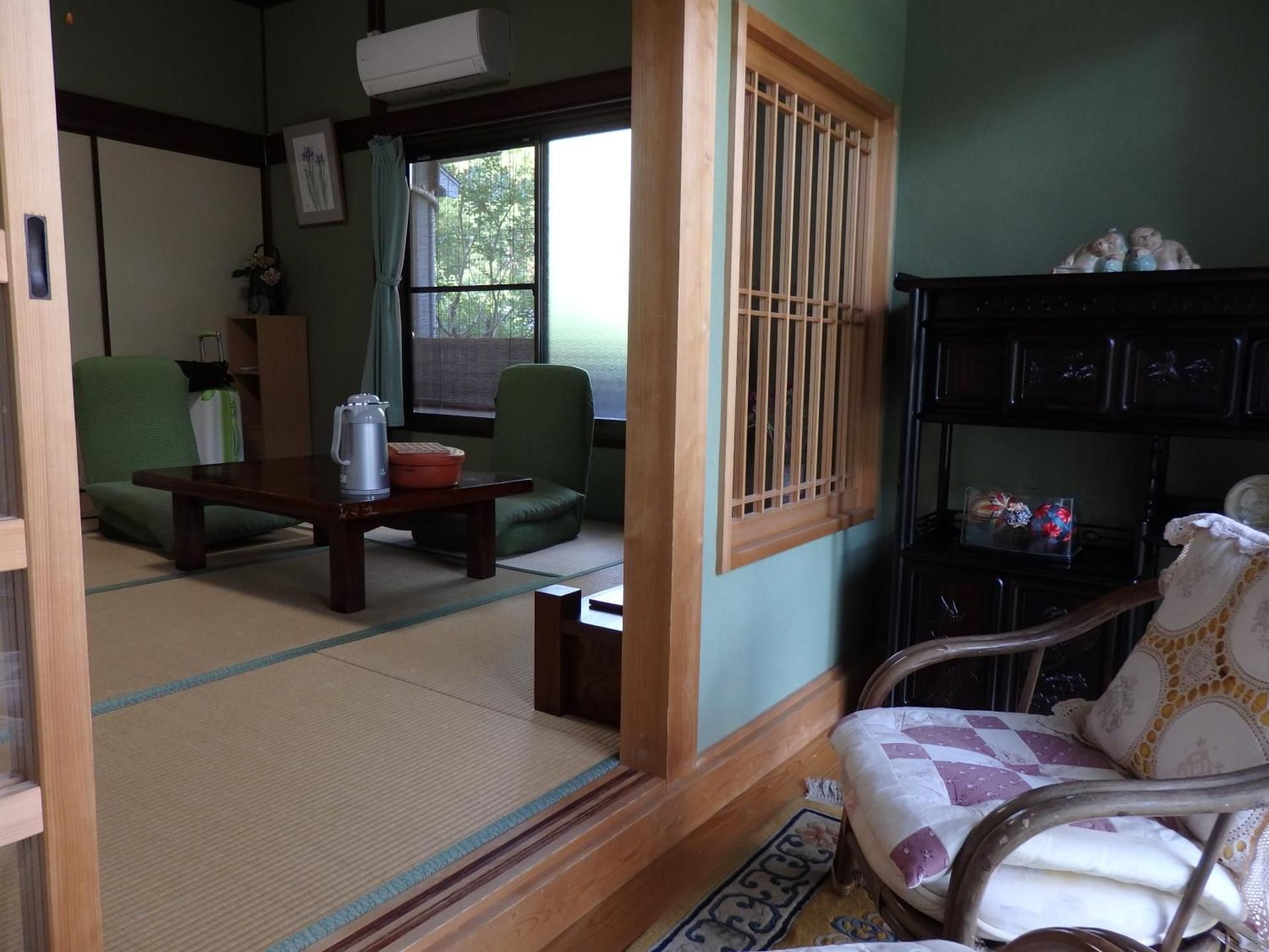 Japanese-Style Triple Room with Shared Bathroom