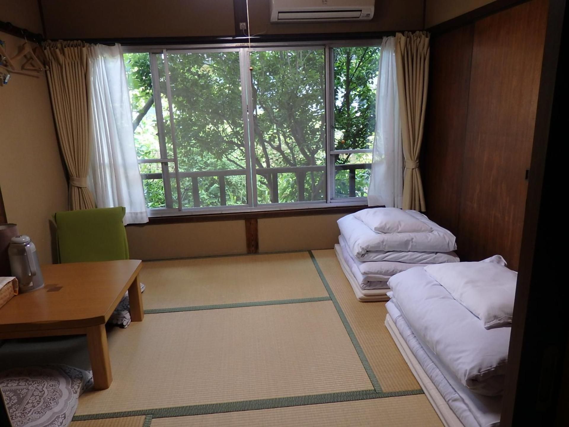 Japanese-Style Twin Room with Shared Bathroom