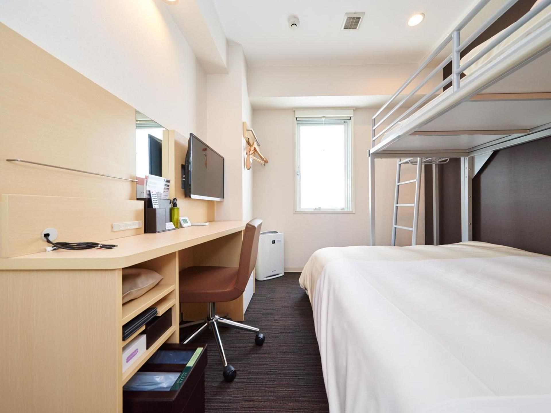 Double Room with Loft Bed - Non-Smoking