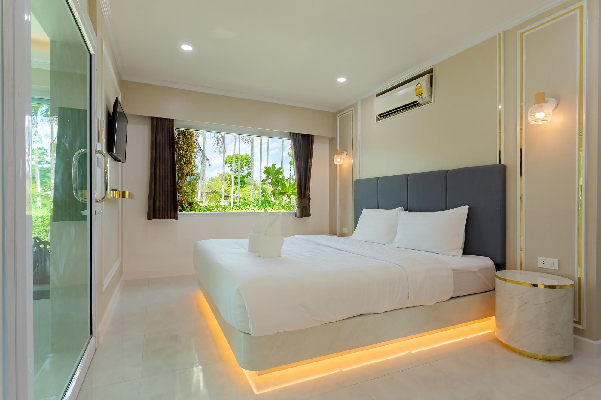 Neenlawat Riverside Standard Garden