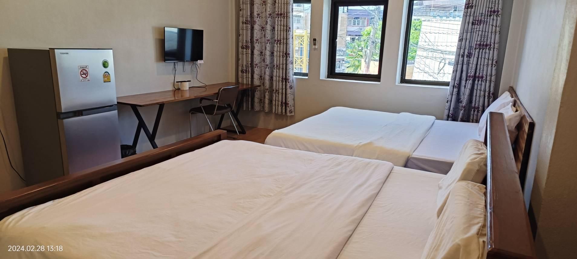 Deluxe Double Room 2