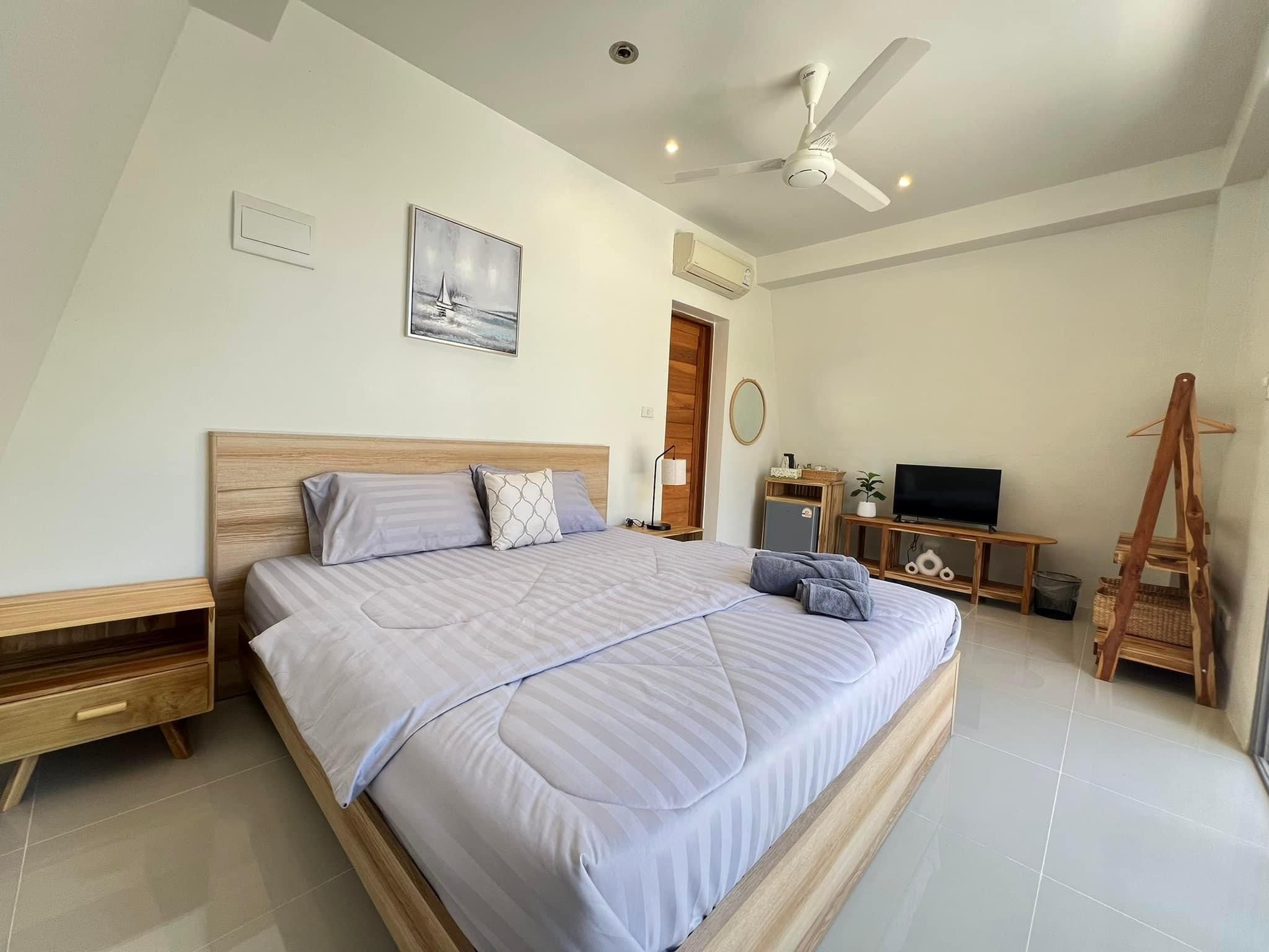 Chill Lay Resort Donsak Double Room with Pool View