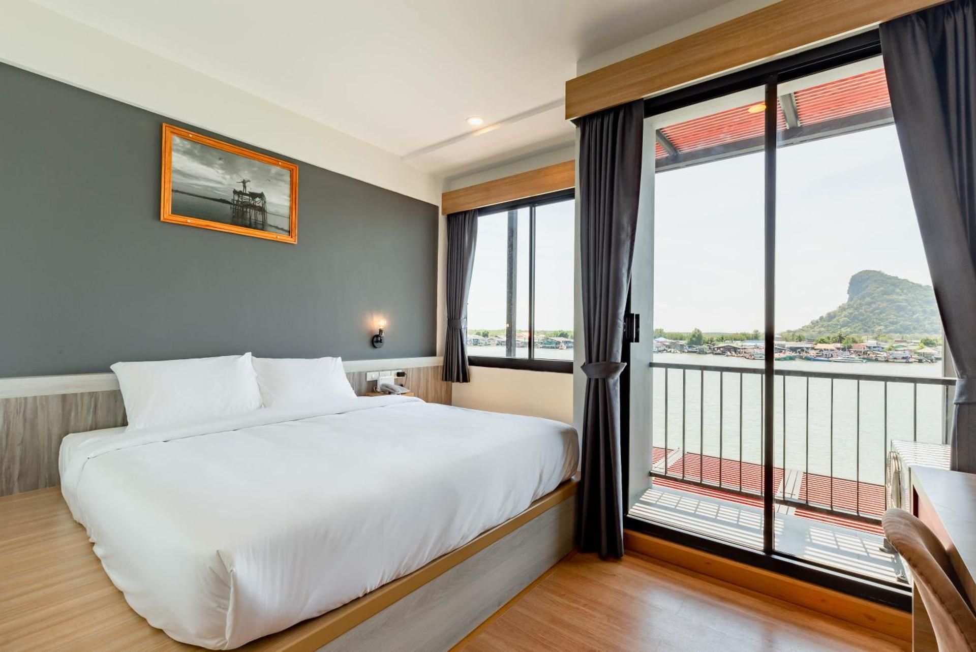 King Room with Sea View