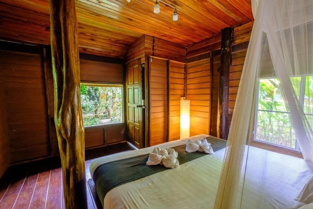 Deluxe Room with Cliff View