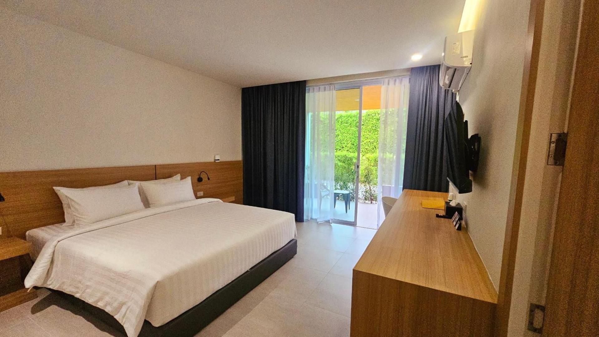 Triple Room with Balcony