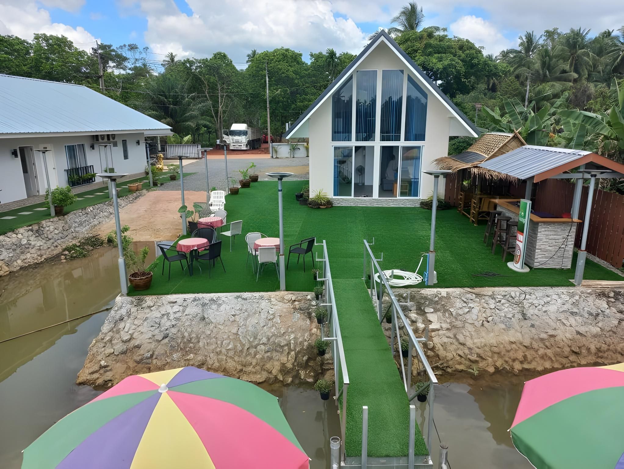 Deluxe Villa