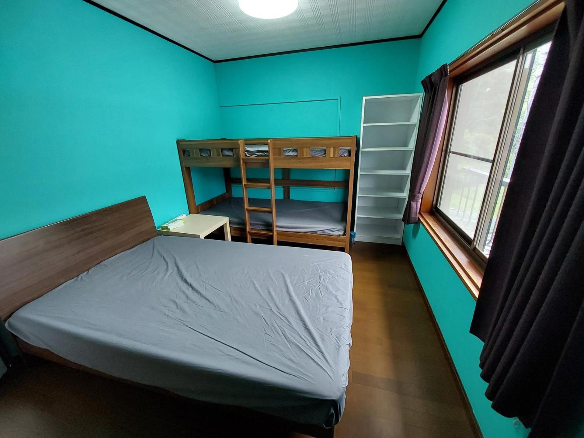 Mixed Dormitory Room