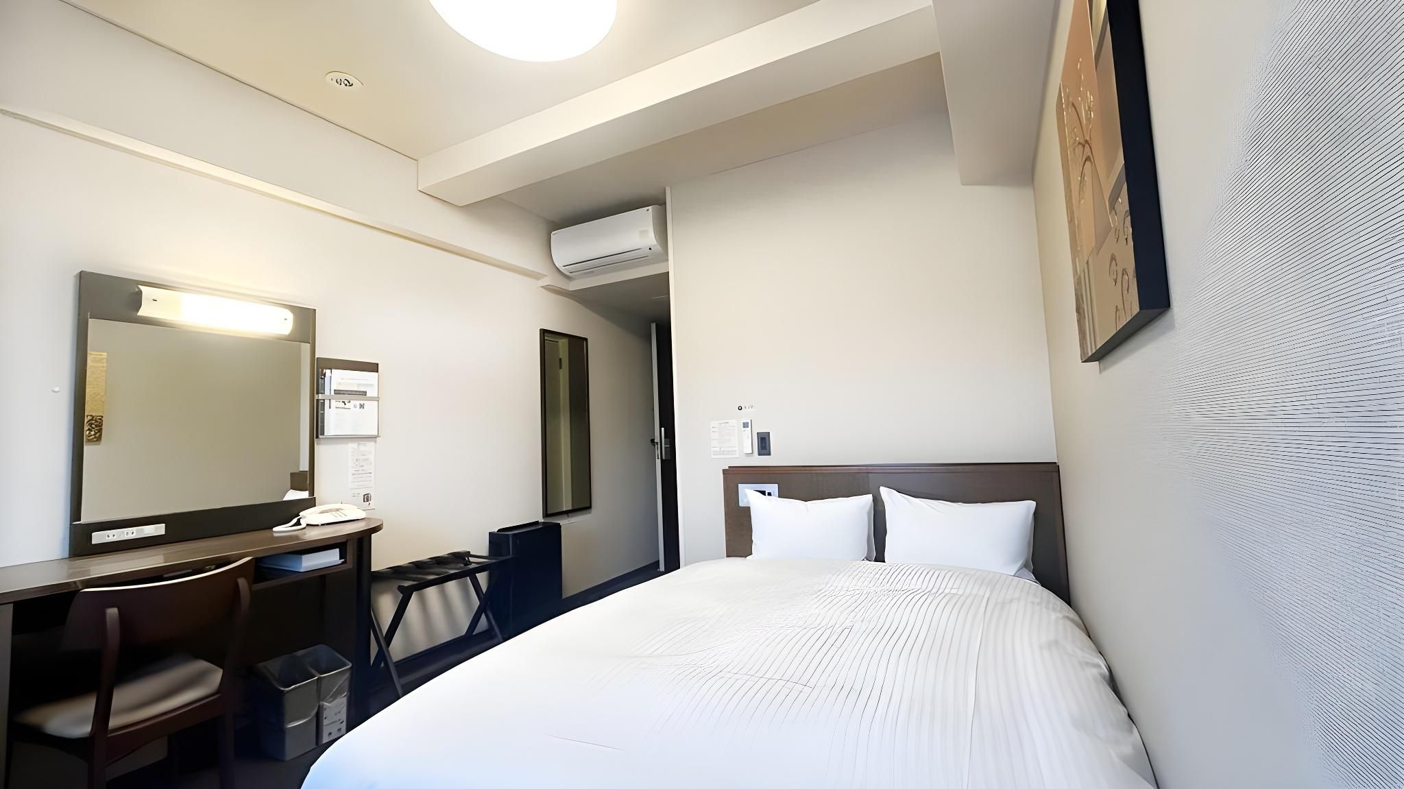 Semi Double Room - Smoking