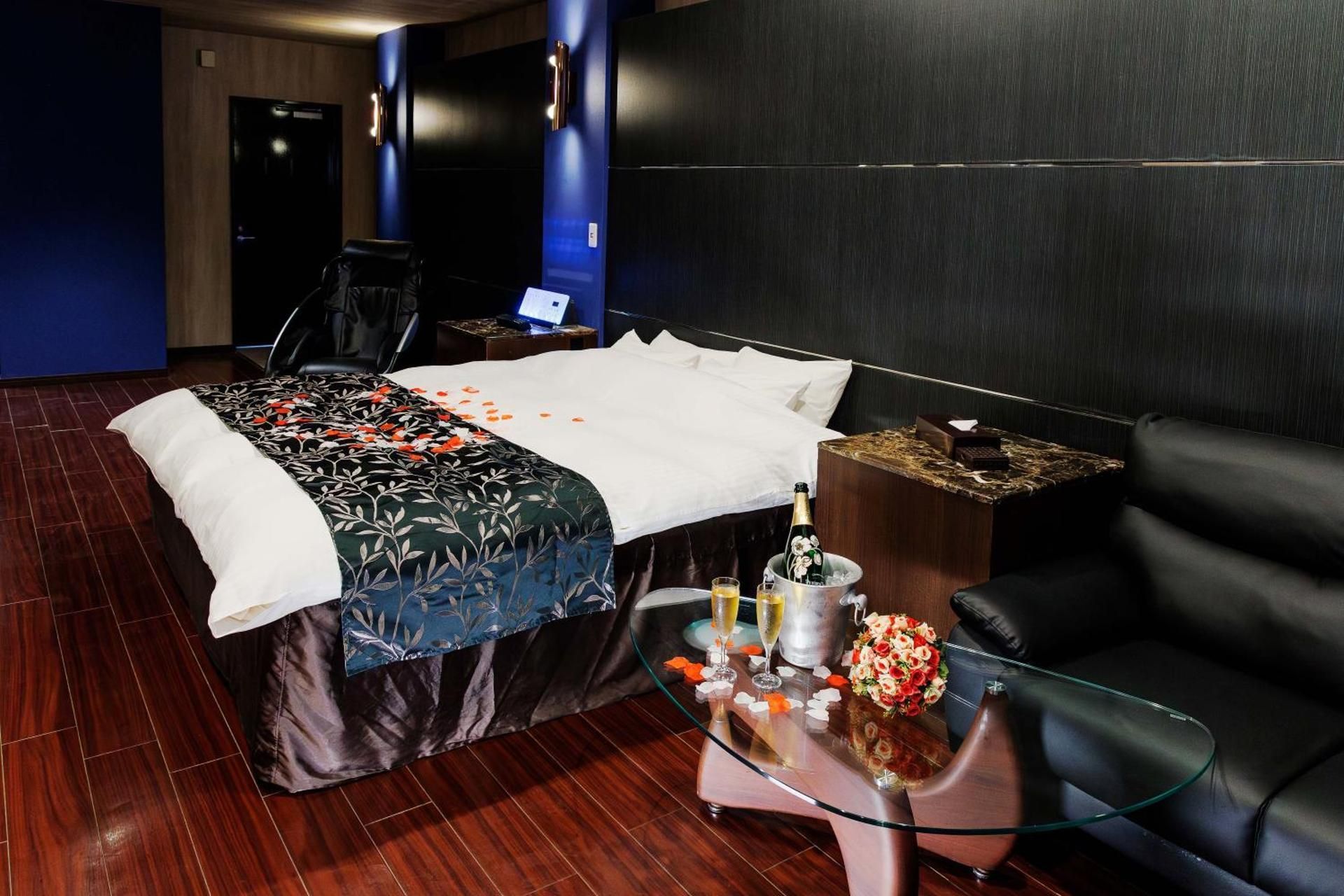 Queen Suite with Sea View