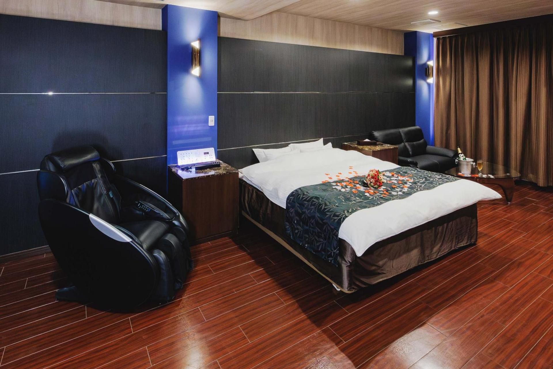 Queen Suite with Sea View