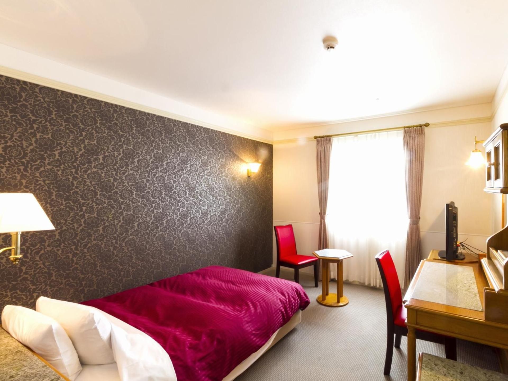 Single Room - Non-Smoking