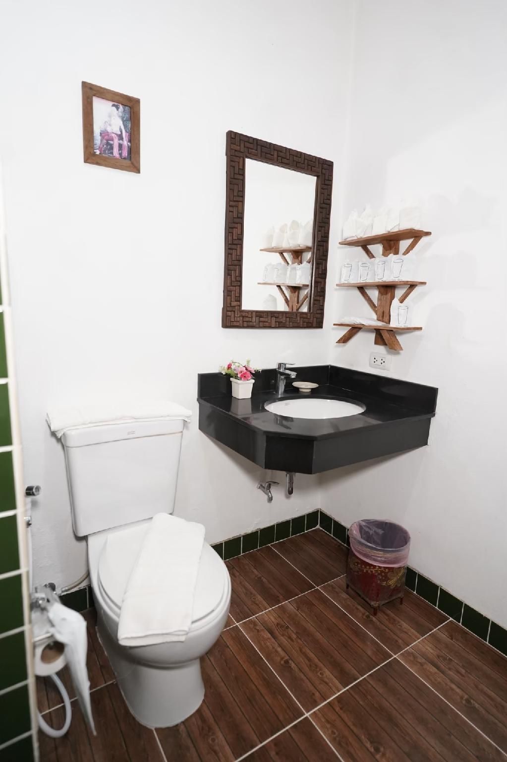 Kornwat Garden Resort Family Room Non Smoking Tower A 3