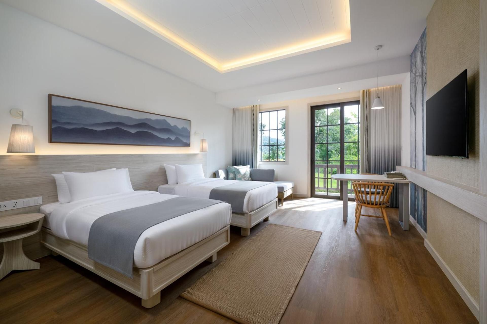 Twin Room with Balcony