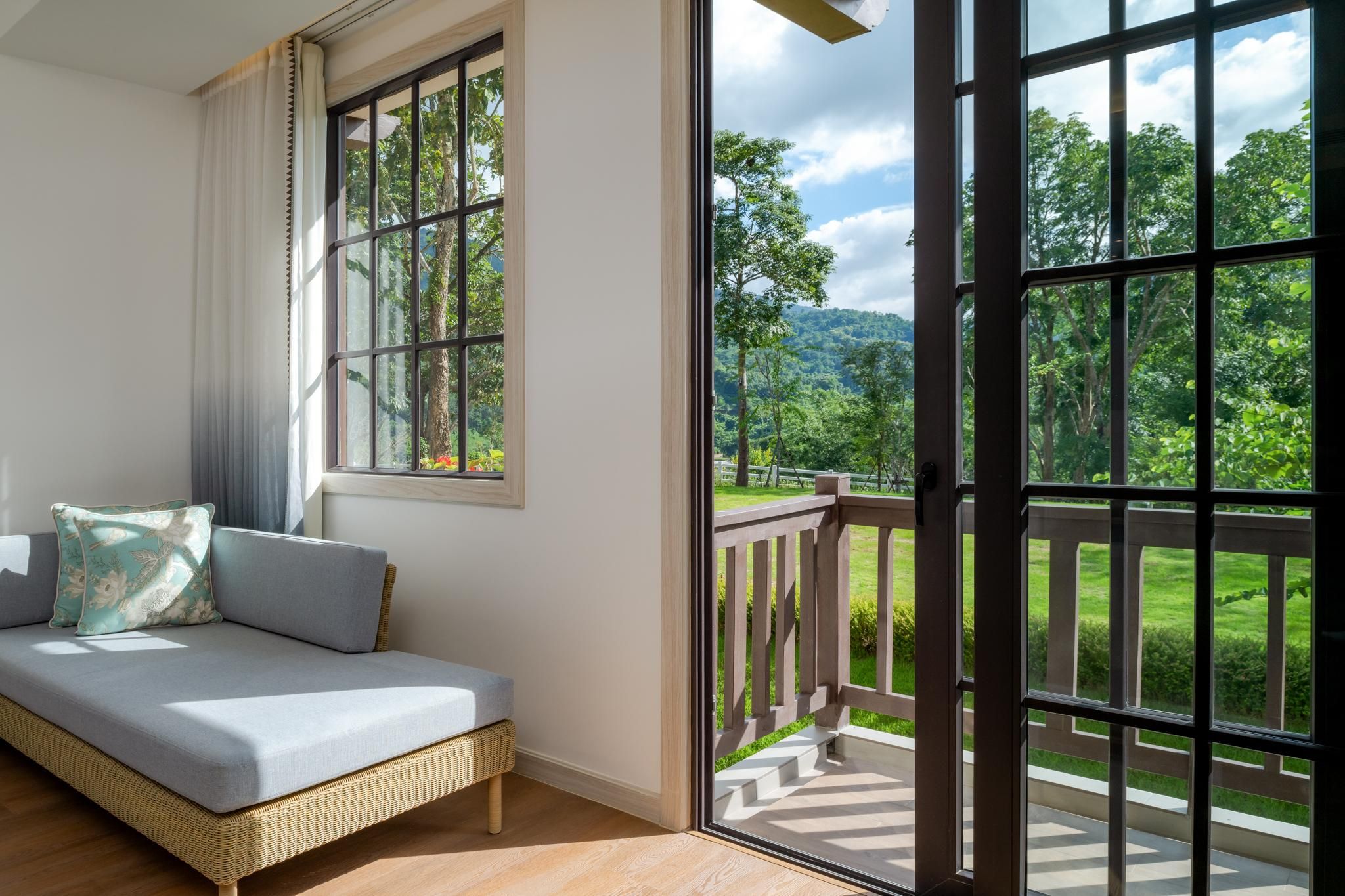 Deluxe - Balcony