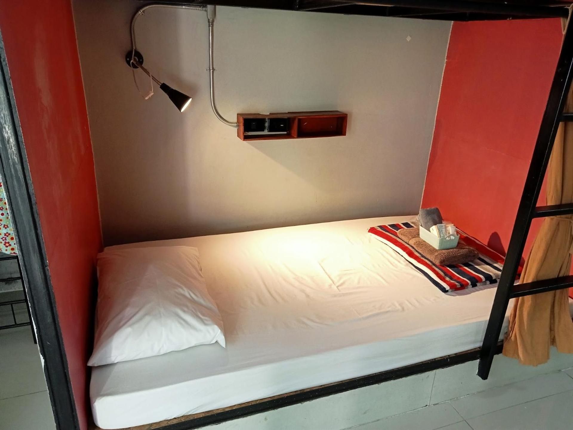 Bed in 8-Bed Mixed Dormitory Room