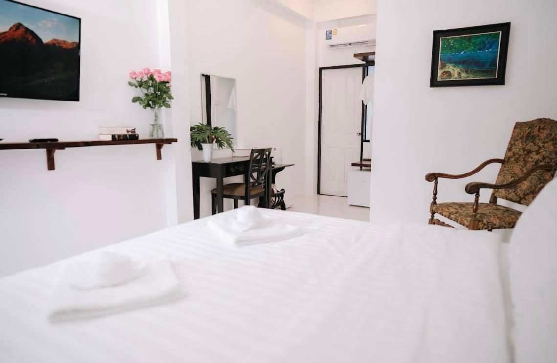 The courtyard Chiangrai Room with 1 King Bed 2